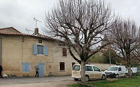 Au Bord De La Riviere